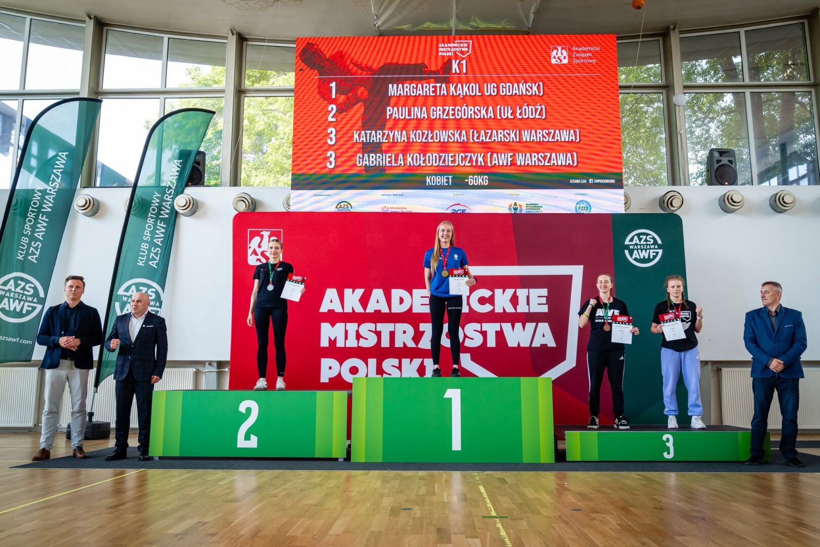 Mistrzyni w kickboxingu, wicemistrzowie w tenisa 